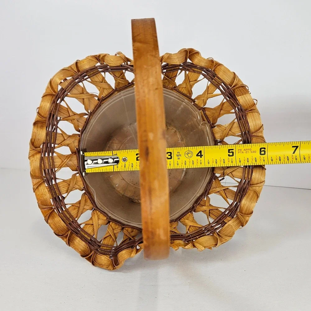 Vintage FTD Plant Ruffle Edge Wicker Basket with Handle Decorative Flower Basket